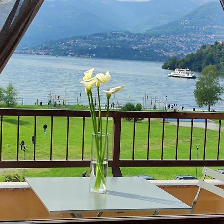 Lily Lake Maggiore Laveno Exterior photo