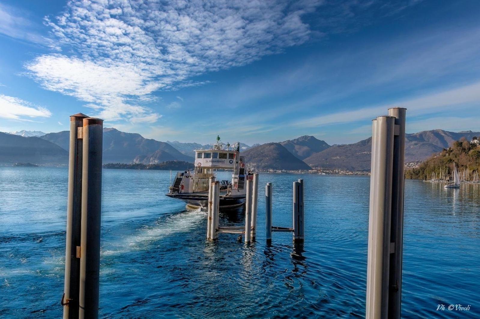 Lily Lake Maggiore Laveno Exterior photo